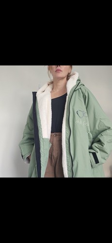 Changing dry robe - changing, cold