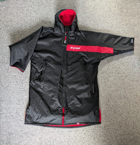 Dryrobe black red - dryrobe, advance