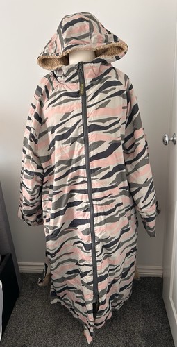 Brakeburn changing robe tiger - brakeburn,