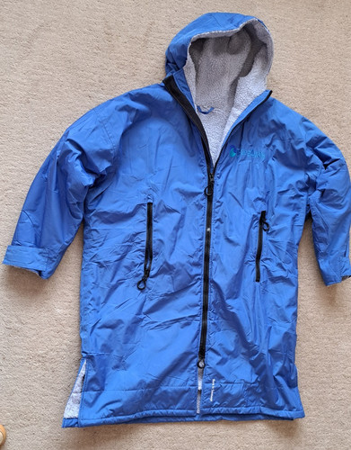 Bare away blue drying - 'bare, away'